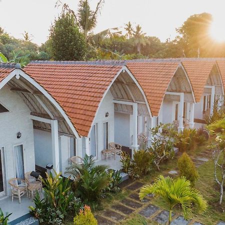 Kayu Kuning Cottage Toyapakeh Exterior photo